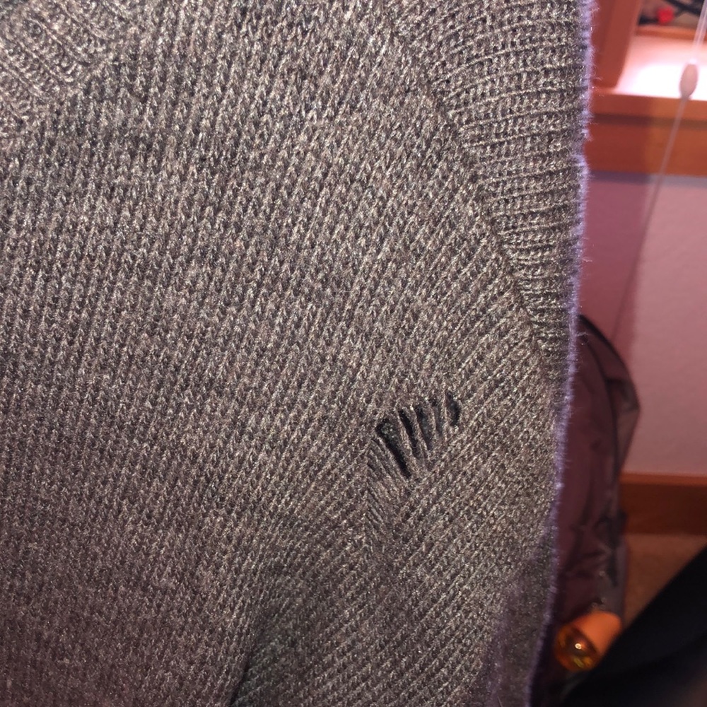 Sweater - Picture 3 of 5